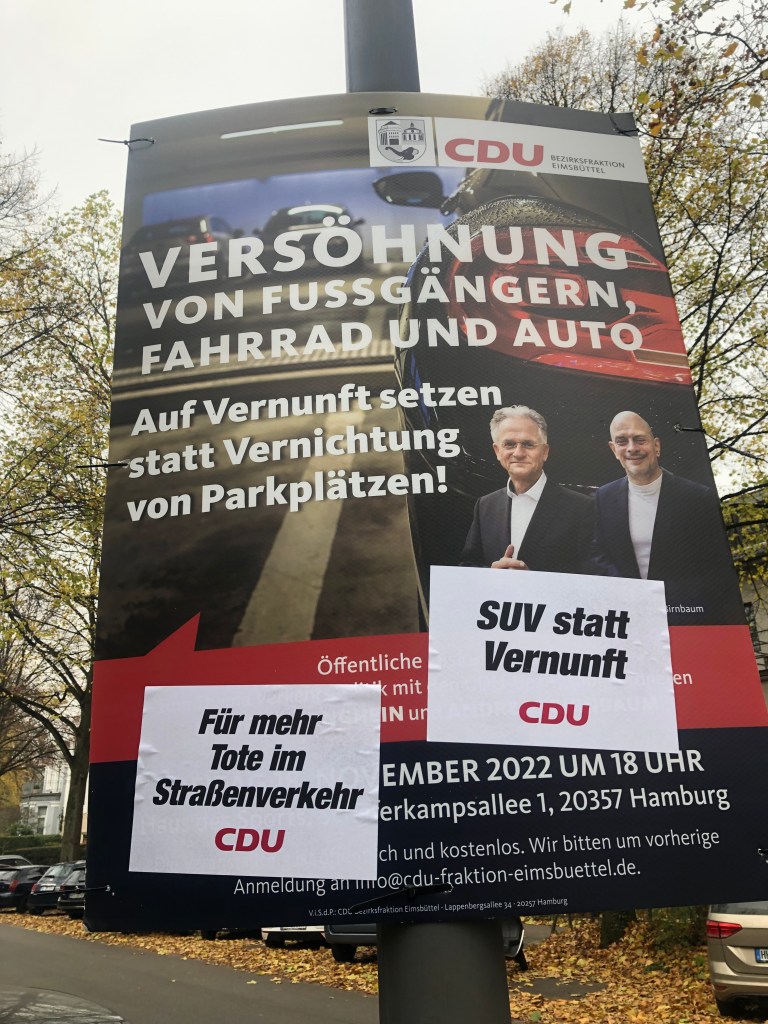 CDU Eimsbüttel Einladung zu Diskussionsveranstaltung rund um Vernunft im Verkehr. Und Versöhnung im Verkehr. Man sieht aber nur Autos und Asphalt, keine Fußgänger oder Radfahrenden auf dem Plakat.